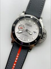 Panerai Submersible Quarantaquattro PAM1681 Luna Rossa 44MM(1;1Super Clone) - Image 3