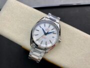 Omega Seamaster Aqua Terra 150M Co-Axial Master Chronometer - Image 4