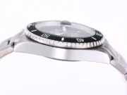 Rolex Submariner PARAKEET – Custom Black Gradient Green Dial, Carbon Fiber Bezel, Stainless Steel - Image 7