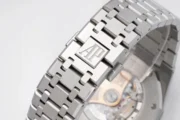 Audemars Piguet Royal Oak 15400 Silver Automatic - Image 17