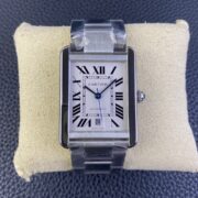 1:1 Super Clone Cartier Tank series mechanical model, dimensions: 40.5mm (length) * 31mm (width).